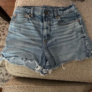 American Eagle stretch jean shorts size 4